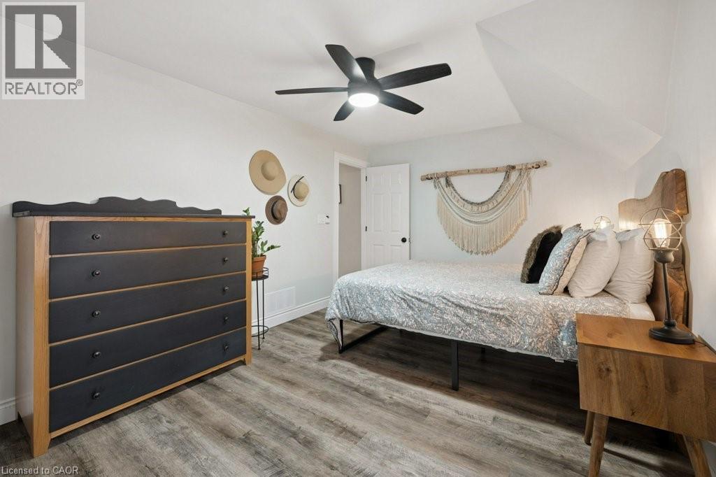 43 KRUG Street thumbnail 22