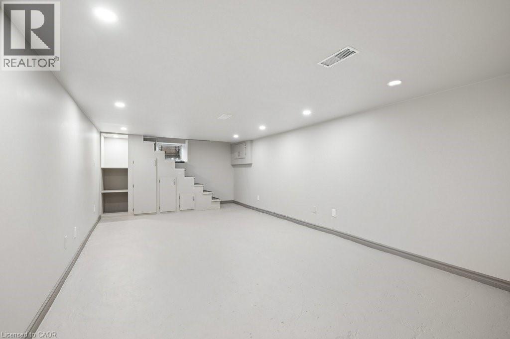 43 KRUG Street thumbnail 30