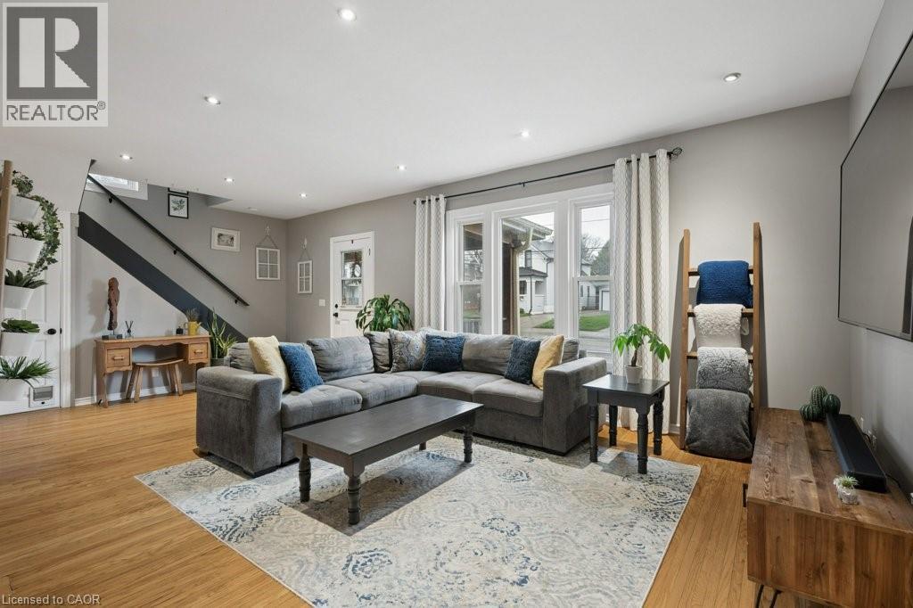 43 KRUG Street thumbnail 9