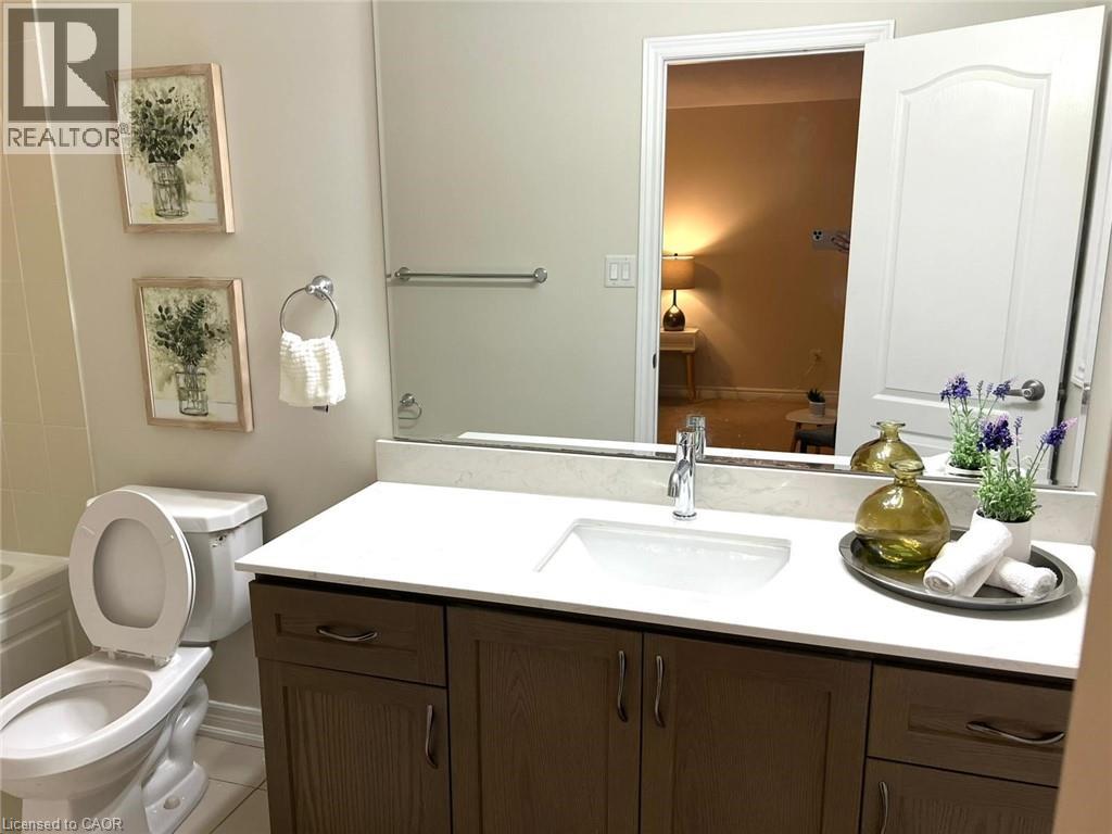 570 LINDEN Drive Unit# 3 thumbnail 15