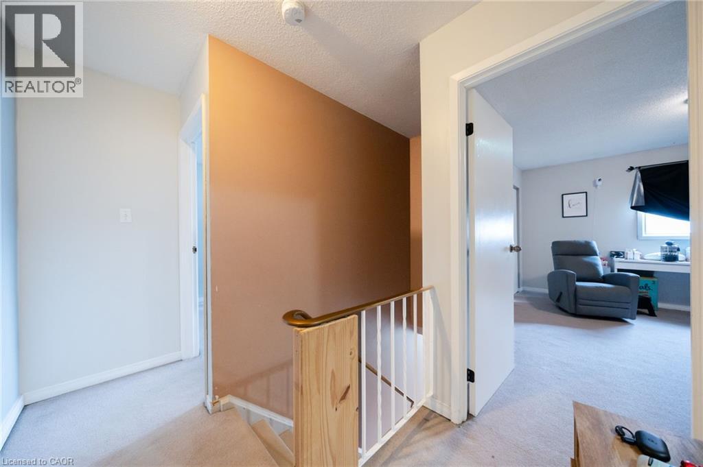 391 PIONEER Drive Unit# 4 thumbnail 16