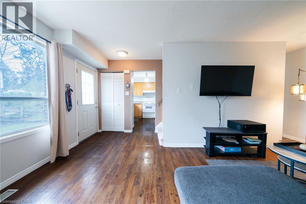 391 PIONEER Drive Unit# 4 thumbnail 9