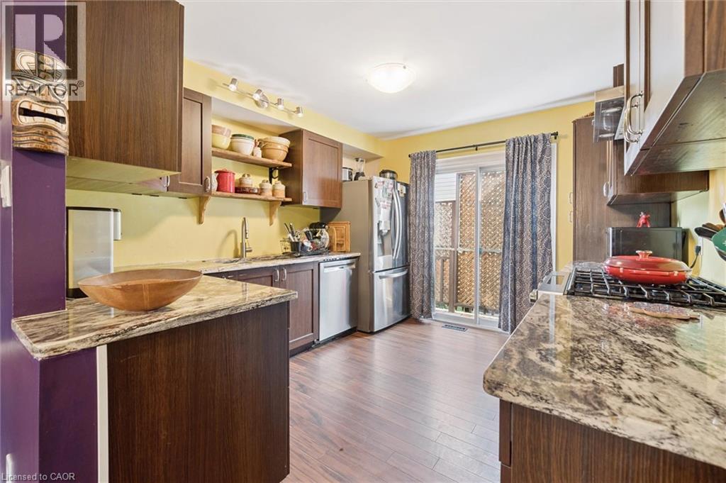 31 SAXONY Circle thumbnail 15