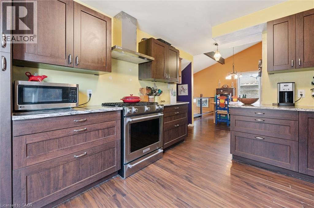 31 SAXONY Circle thumbnail 16