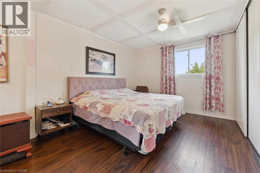 31 SAXONY Circle thumbnail 18