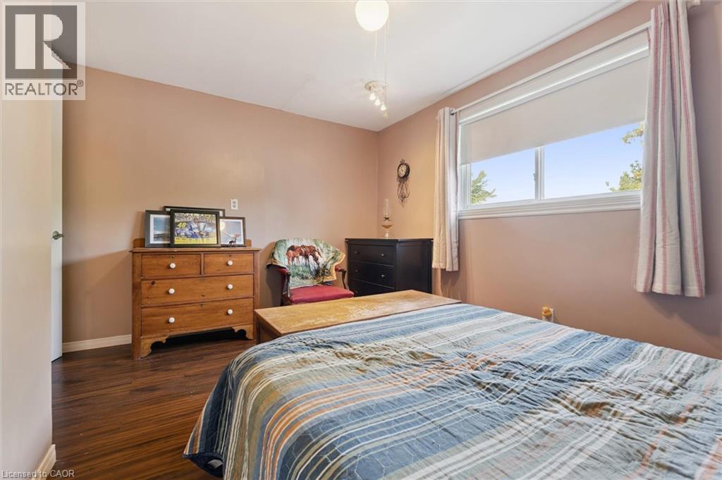 31 SAXONY Circle thumbnail 22