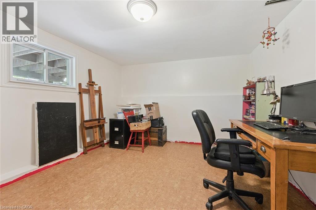 31 SAXONY Circle thumbnail 29