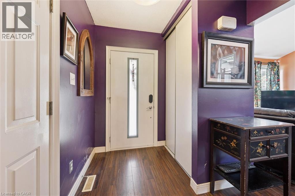 31 SAXONY Circle thumbnail 5