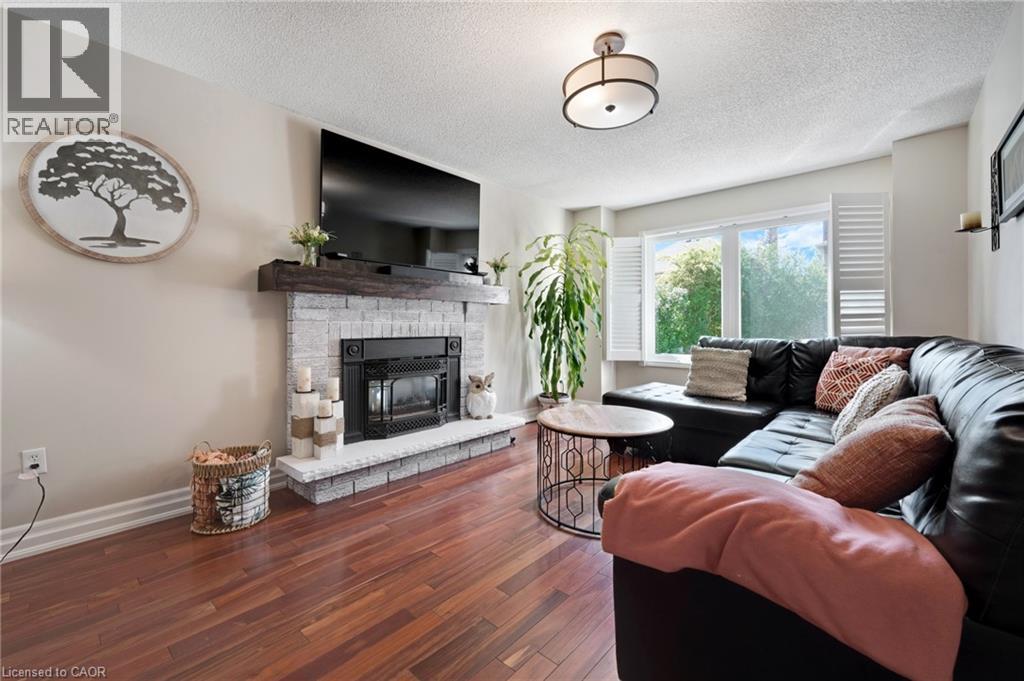 477 BURNETT Avenue thumbnail 15