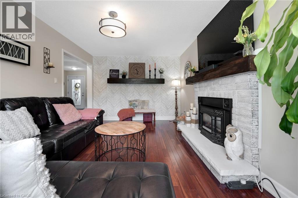 477 BURNETT Avenue thumbnail 16