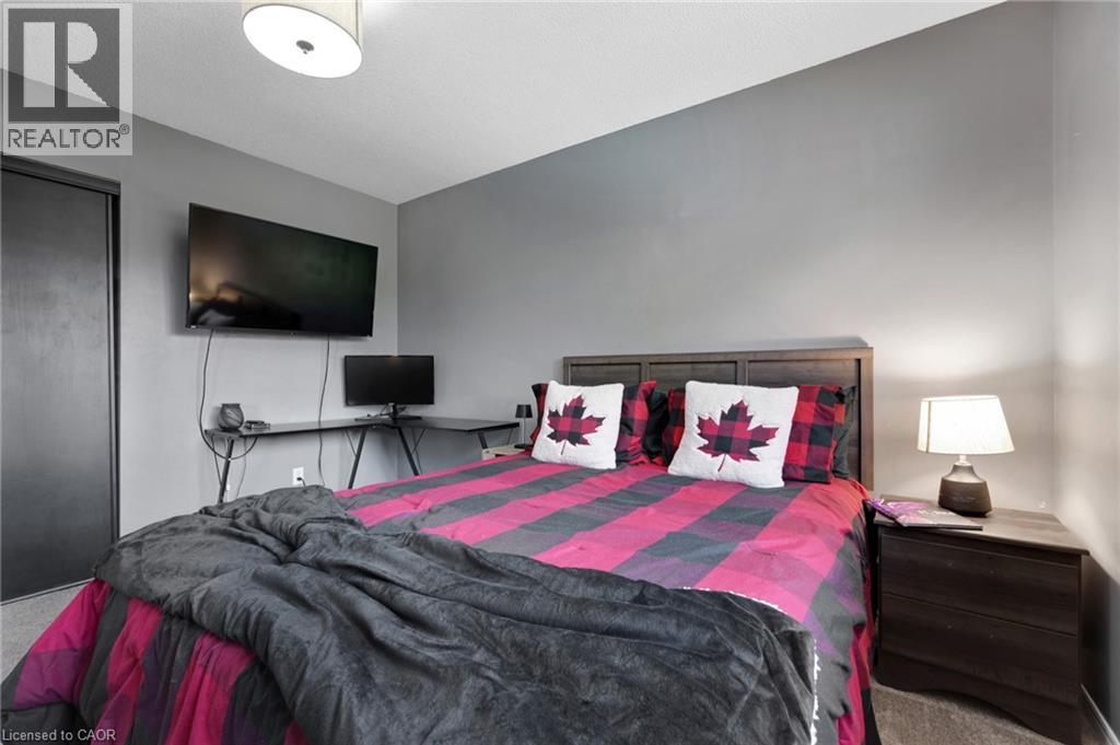 477 BURNETT Avenue thumbnail 20