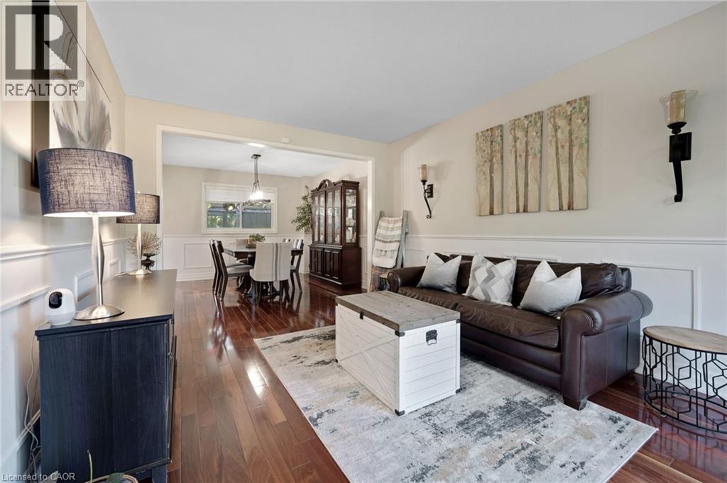 477 BURNETT Avenue thumbnail 7