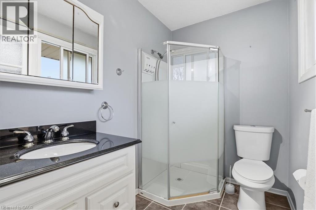 94 COLEBROOK Court thumbnail 17