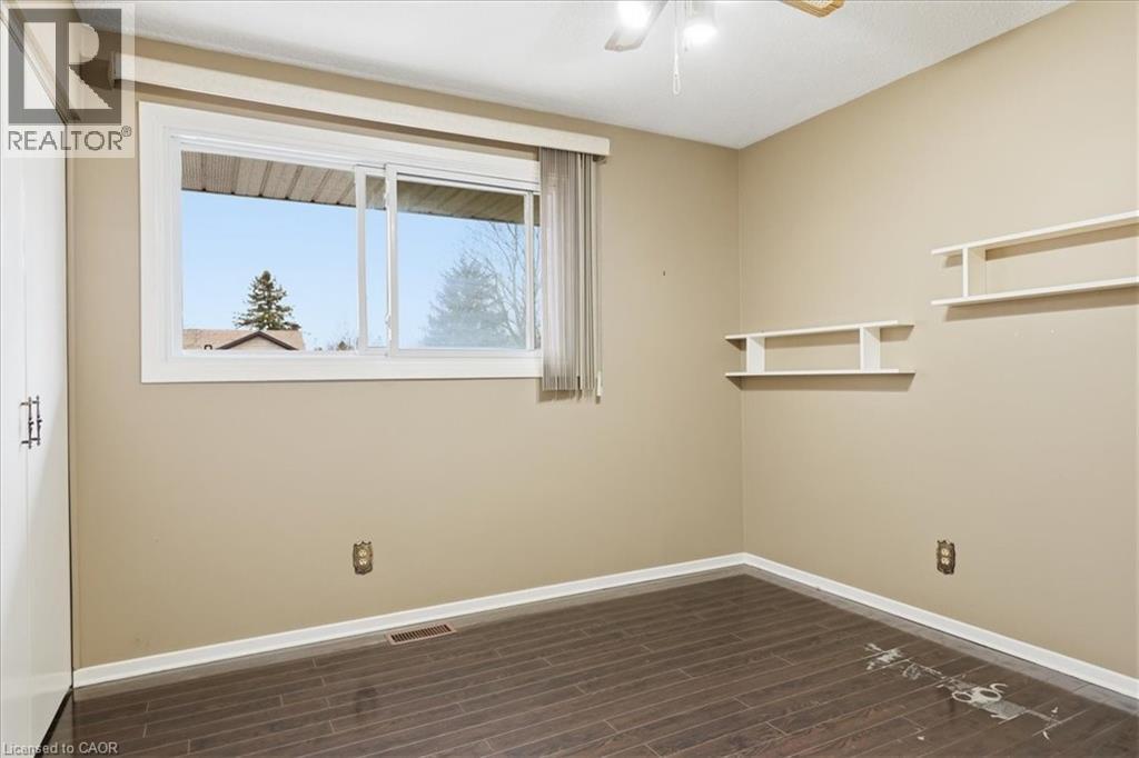 94 COLEBROOK Court thumbnail 18