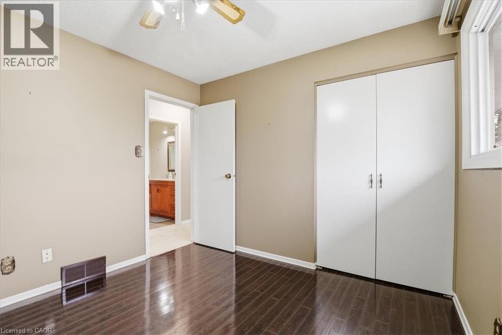 94 COLEBROOK Court thumbnail 19