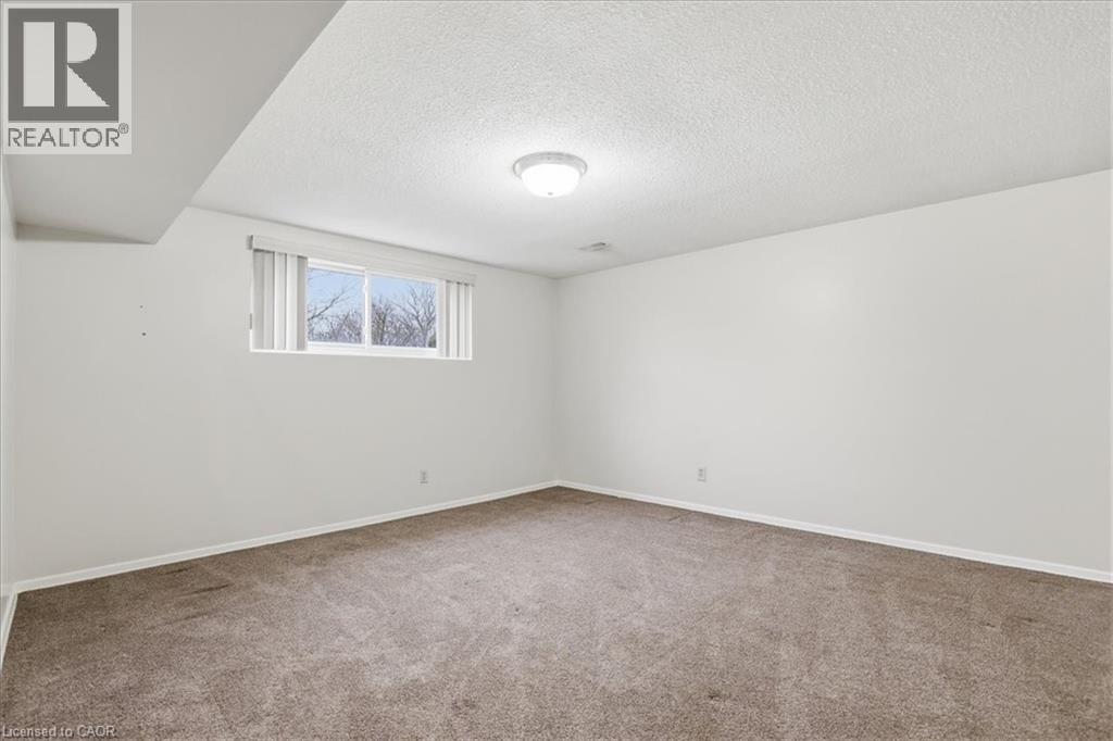 94 COLEBROOK Court thumbnail 23