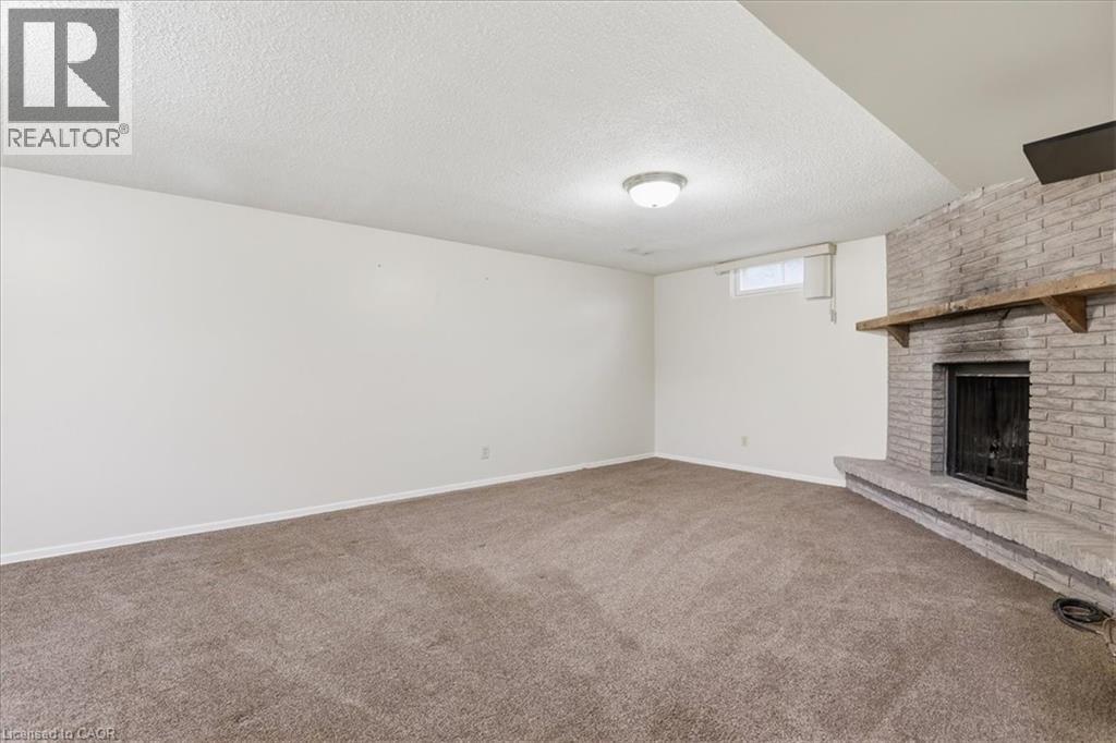 94 COLEBROOK Court thumbnail 25