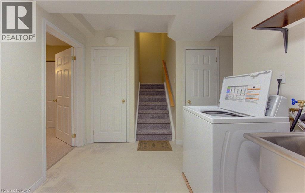 20 FORREST Avenue W Unit# 10 thumbnail 28