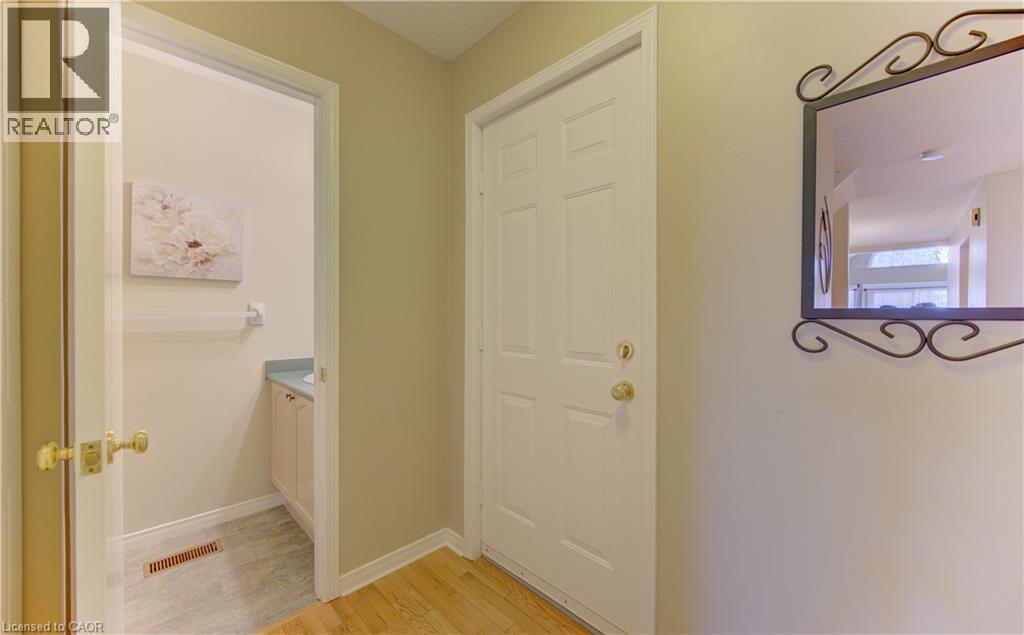 20 FORREST Avenue W Unit# 10 thumbnail 5