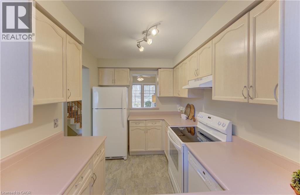 20 FORREST Avenue W Unit# 10 thumbnail 17