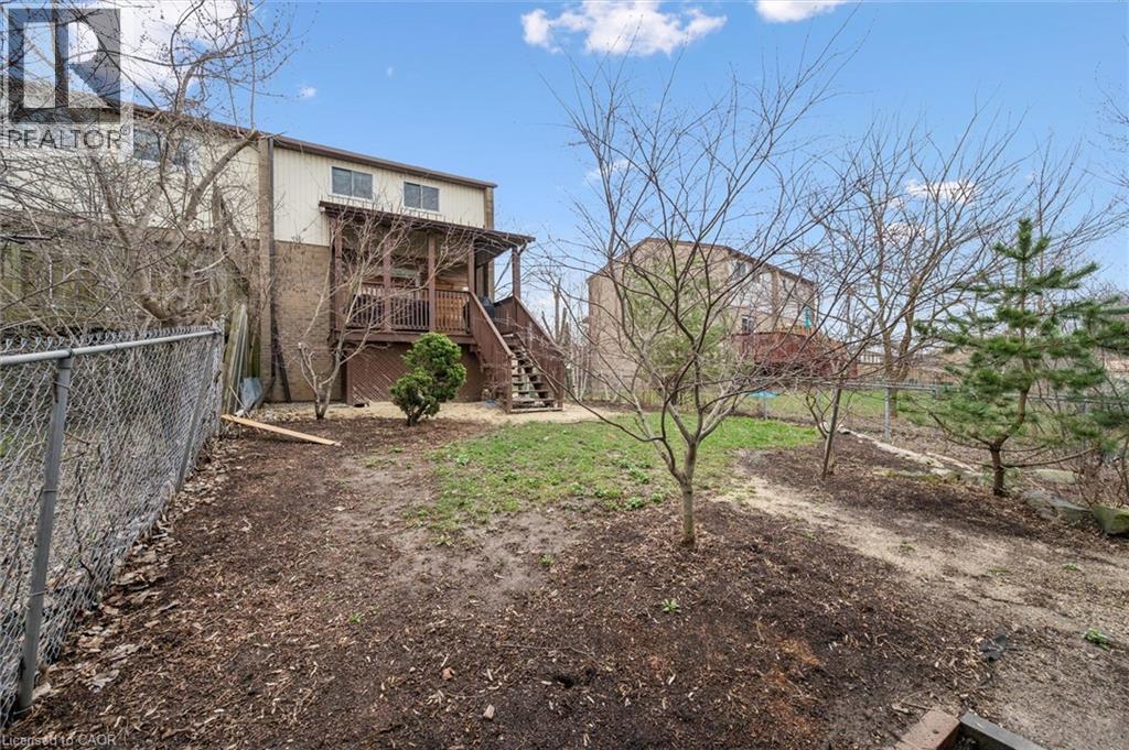 423 CADBURY Court Unit# A thumbnail 39