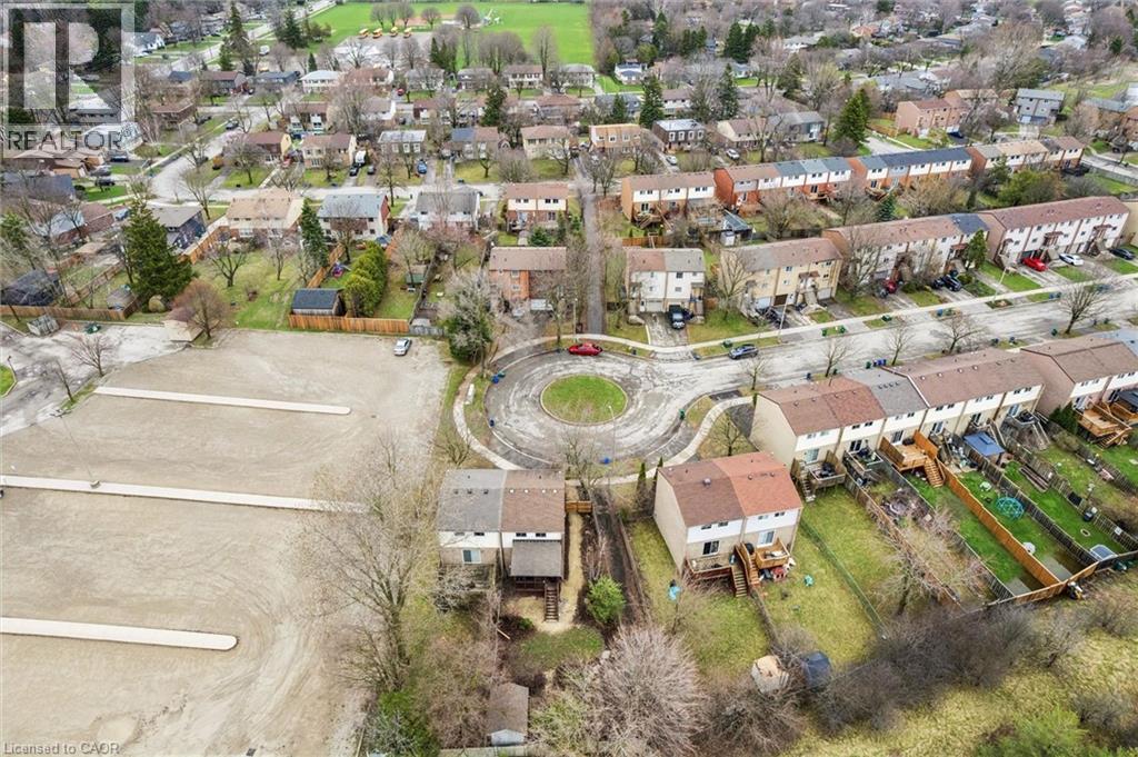 423 CADBURY Court Unit# A thumbnail 47