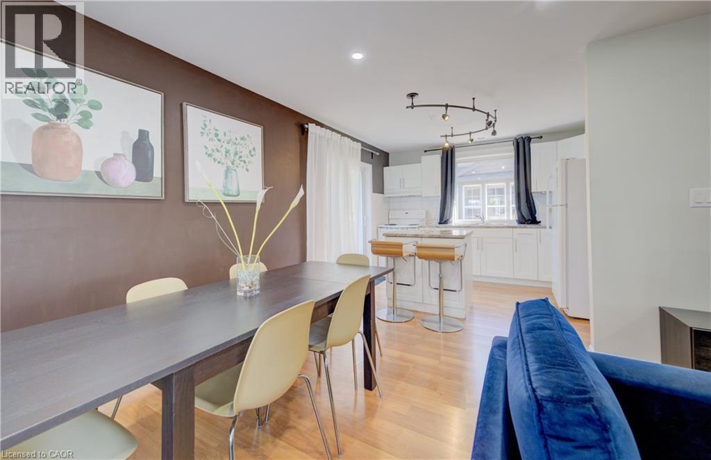 350 VICTORIA Street S thumbnail 4