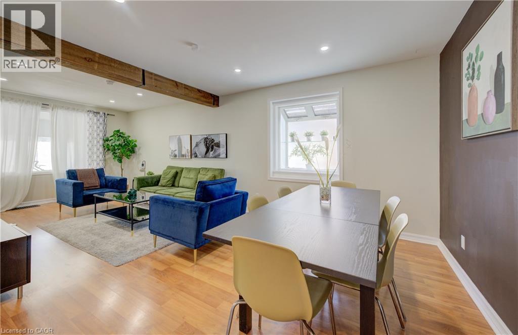 350 VICTORIA Street S thumbnail 3