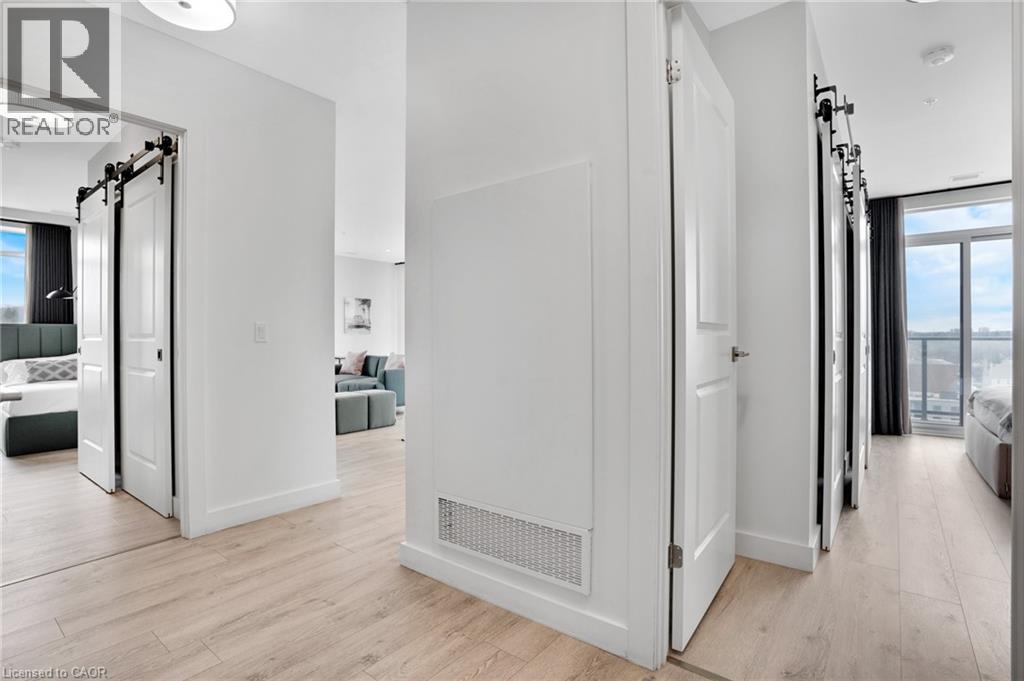 15 GLEBE Street Unit# 802 thumbnail 11