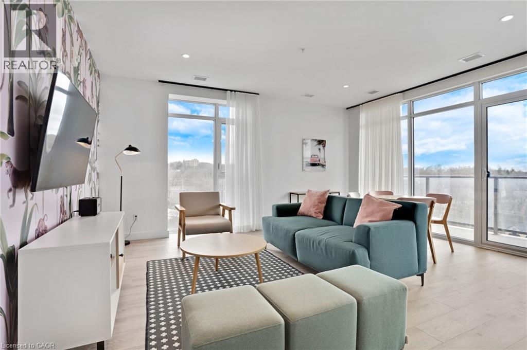 15 GLEBE Street Unit# 802 thumbnail 32