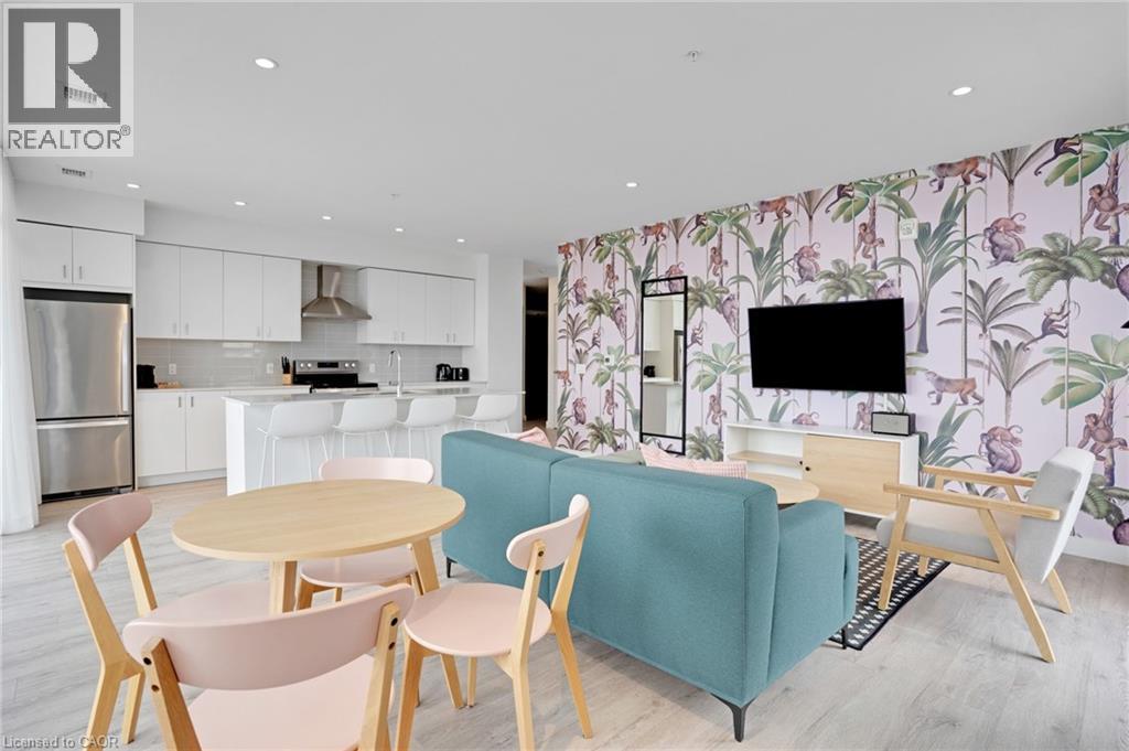 15 GLEBE Street Unit# 802 thumbnail 35