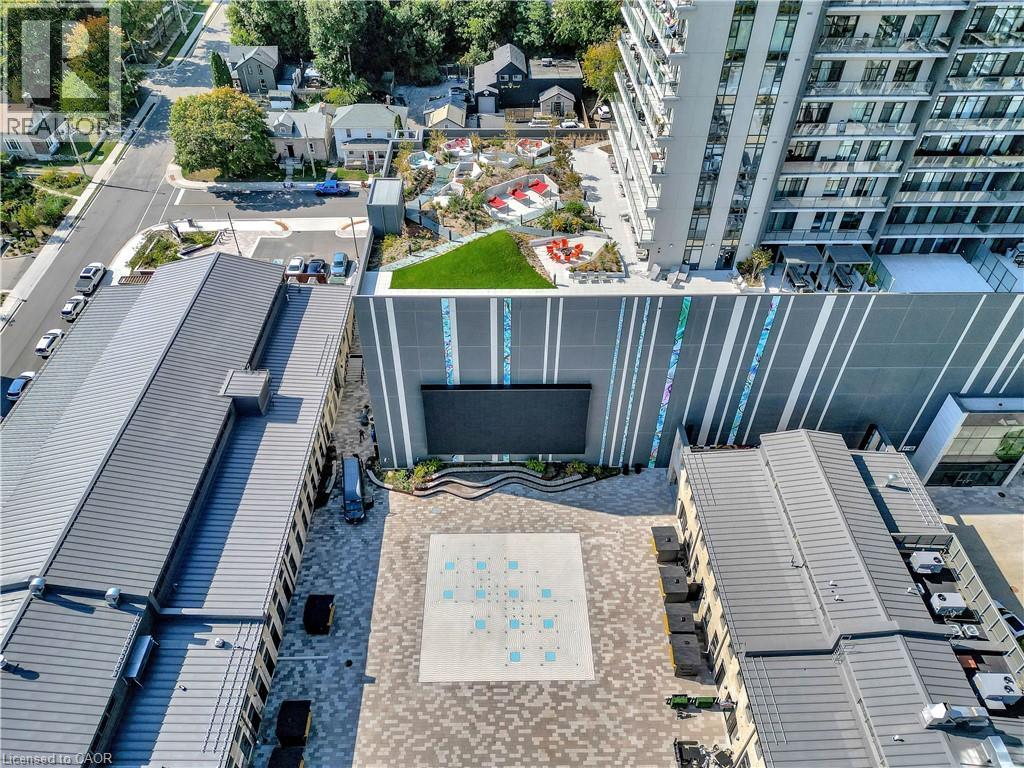 15 GLEBE Street Unit# 802 thumbnail 4