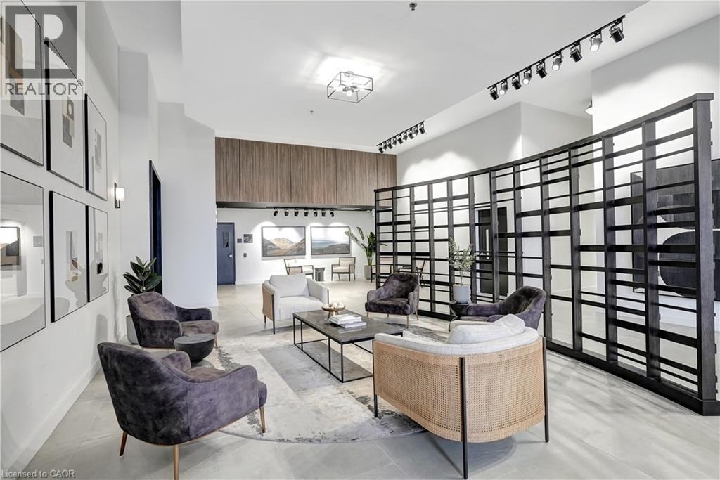 15 GLEBE Street Unit# 802 thumbnail 5