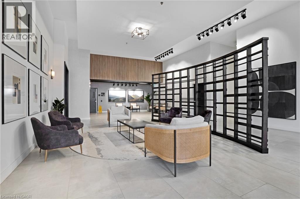 15 GLEBE Street Unit# 802 thumbnail 6