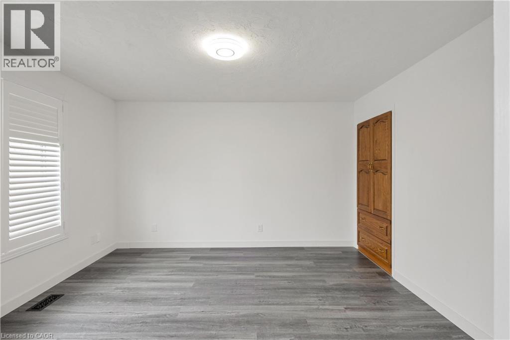 579 PARADISE Crescent thumbnail 16