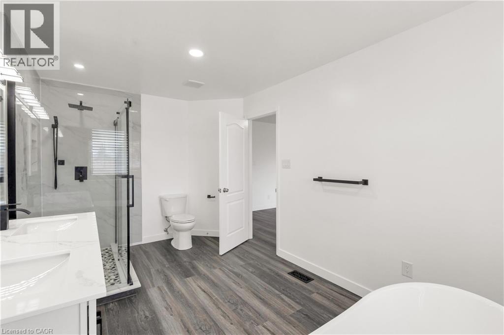 579 PARADISE Crescent thumbnail 29