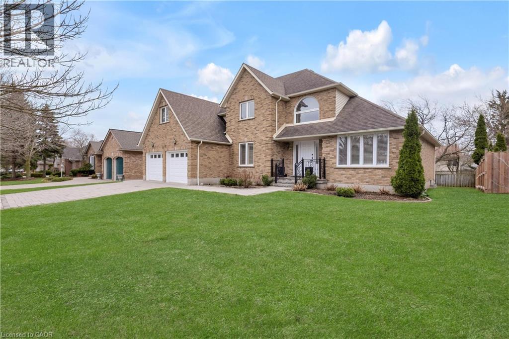 579 PARADISE Crescent thumbnail 3