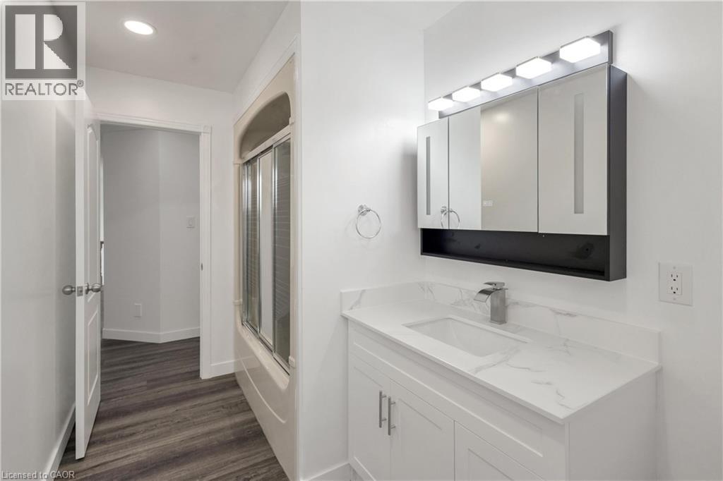 579 PARADISE Crescent thumbnail 34