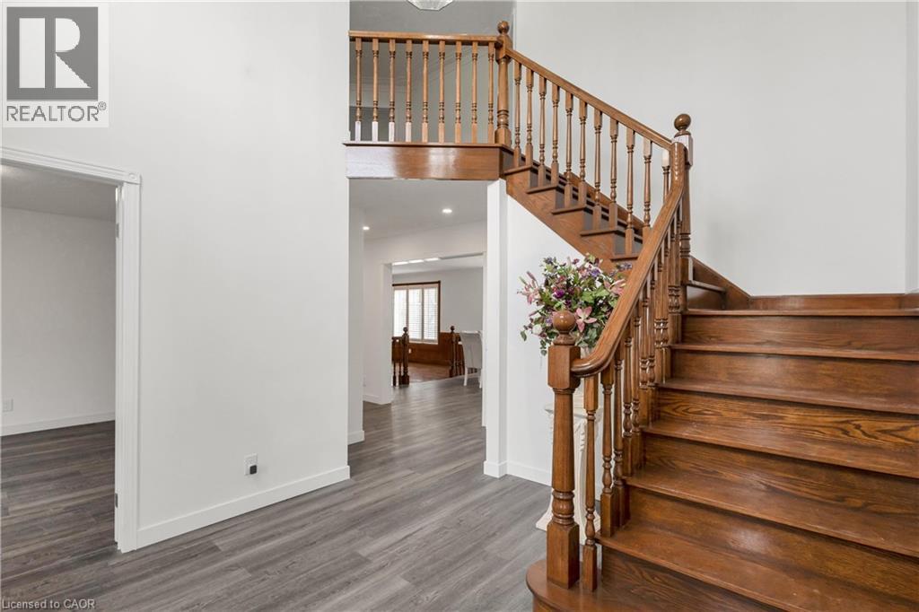 579 PARADISE Crescent thumbnail 6