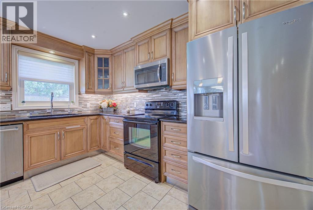 298 FERNDALE Place thumbnail 11