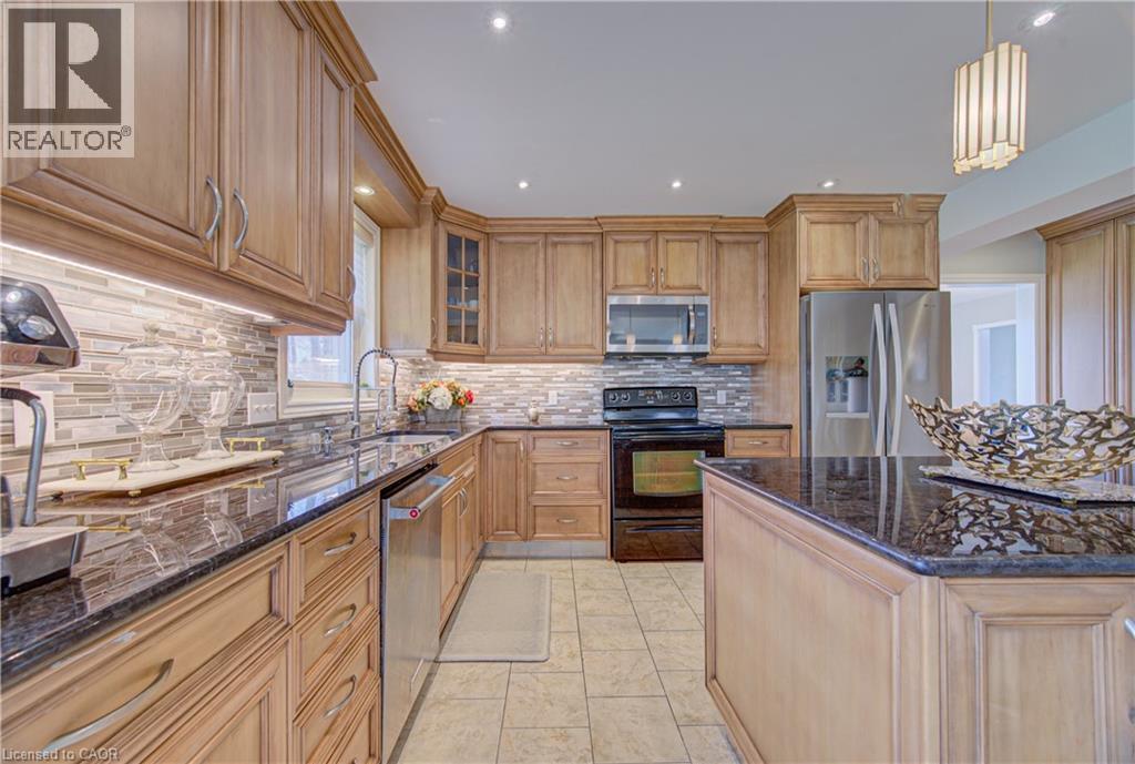 298 FERNDALE Place thumbnail 12