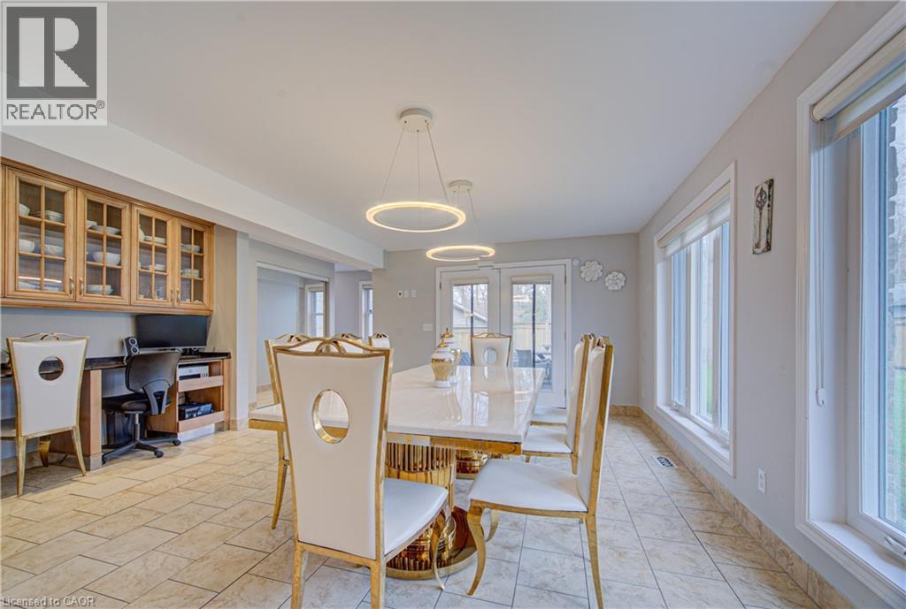 298 FERNDALE Place thumbnail 13