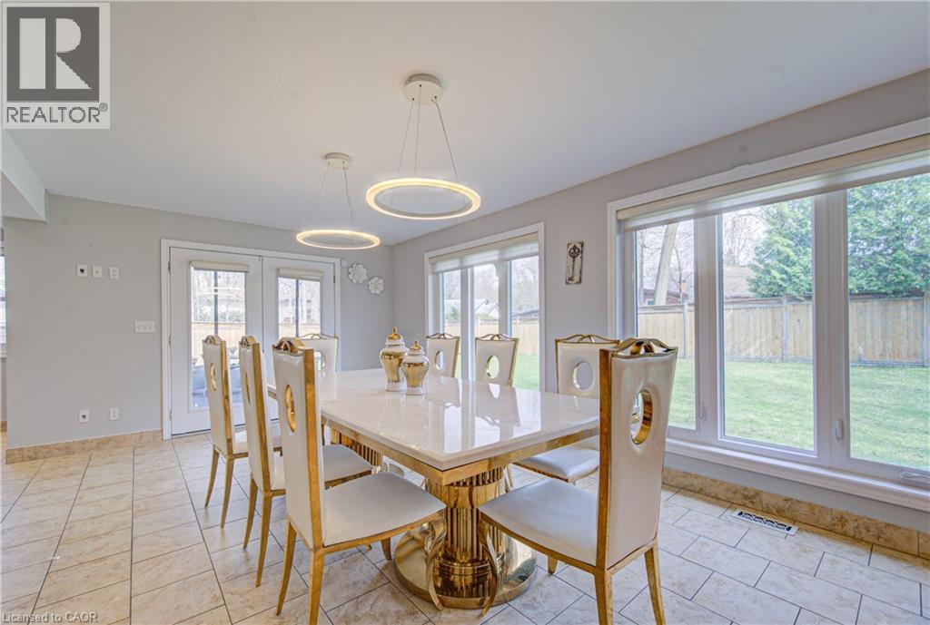 298 FERNDALE Place thumbnail 14