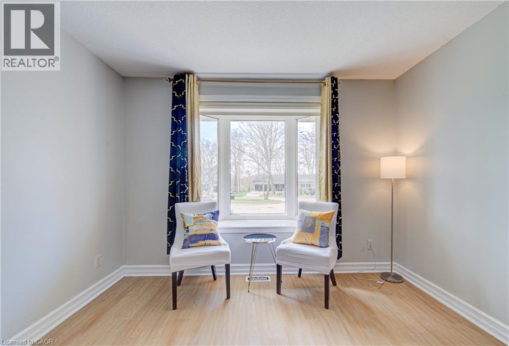 298 FERNDALE Place thumbnail 18