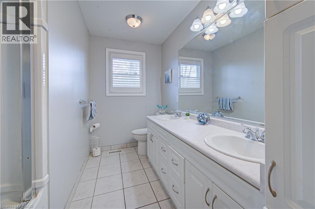 298 FERNDALE Place thumbnail 28