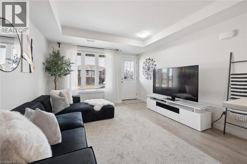 150 ROCHEFORT Street Unit# F thumbnail 6