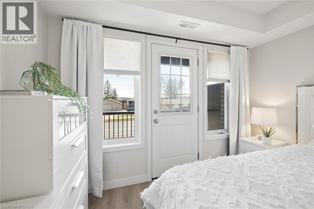 150 ROCHEFORT Street Unit# F thumbnail 19