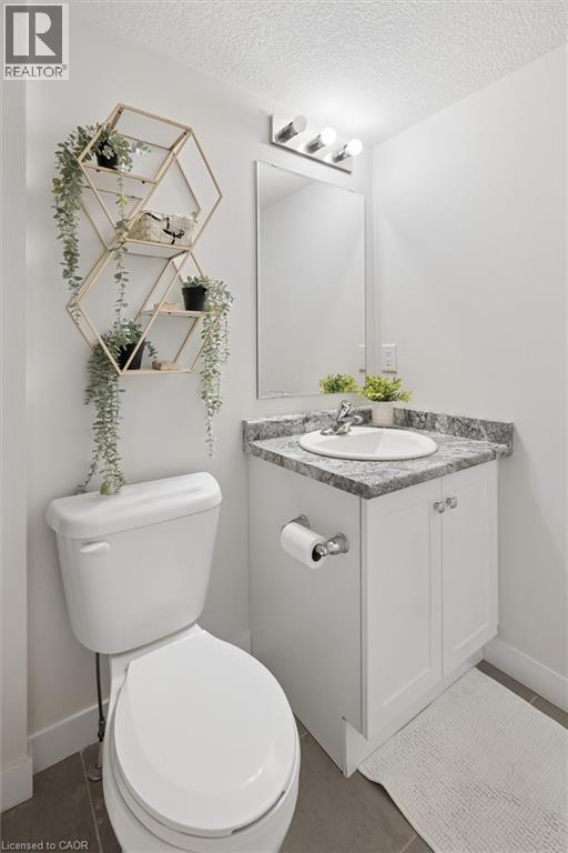 150 ROCHEFORT Street Unit# F thumbnail 15