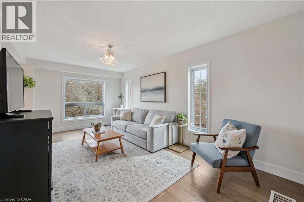 468 DOON SOUTH Drive Unit# 7 thumbnail 5