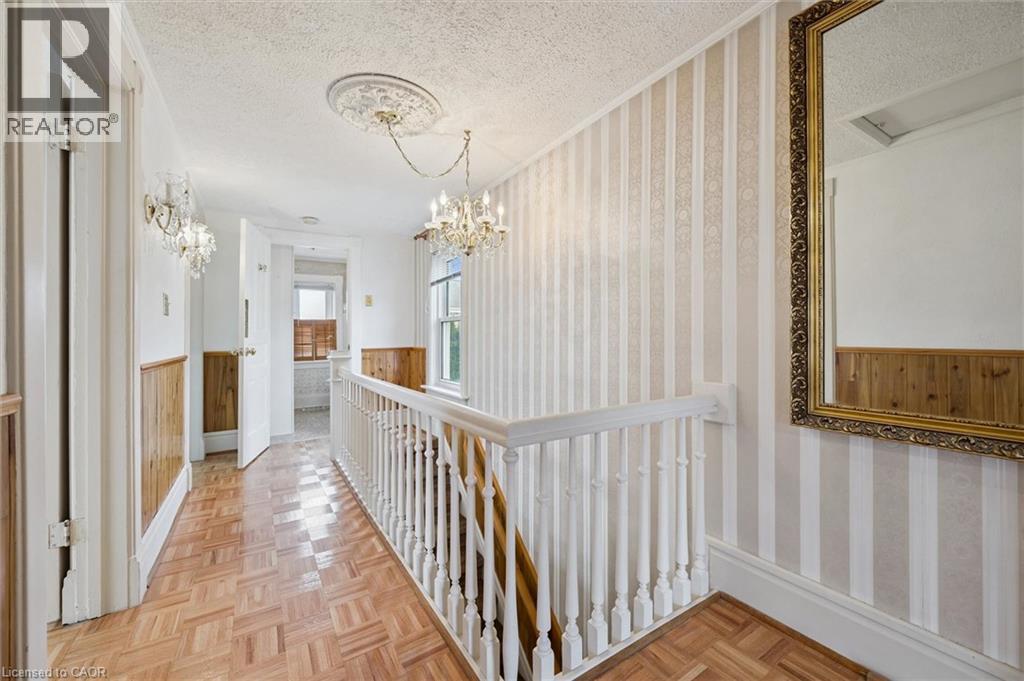 96 GLENMORRIS Street thumbnail 21